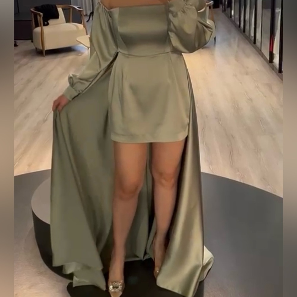 Costume made gown. Never worn and fits 4-6
